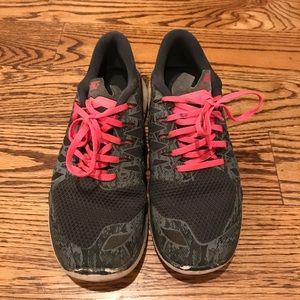 Nike Running Shoes Size 9